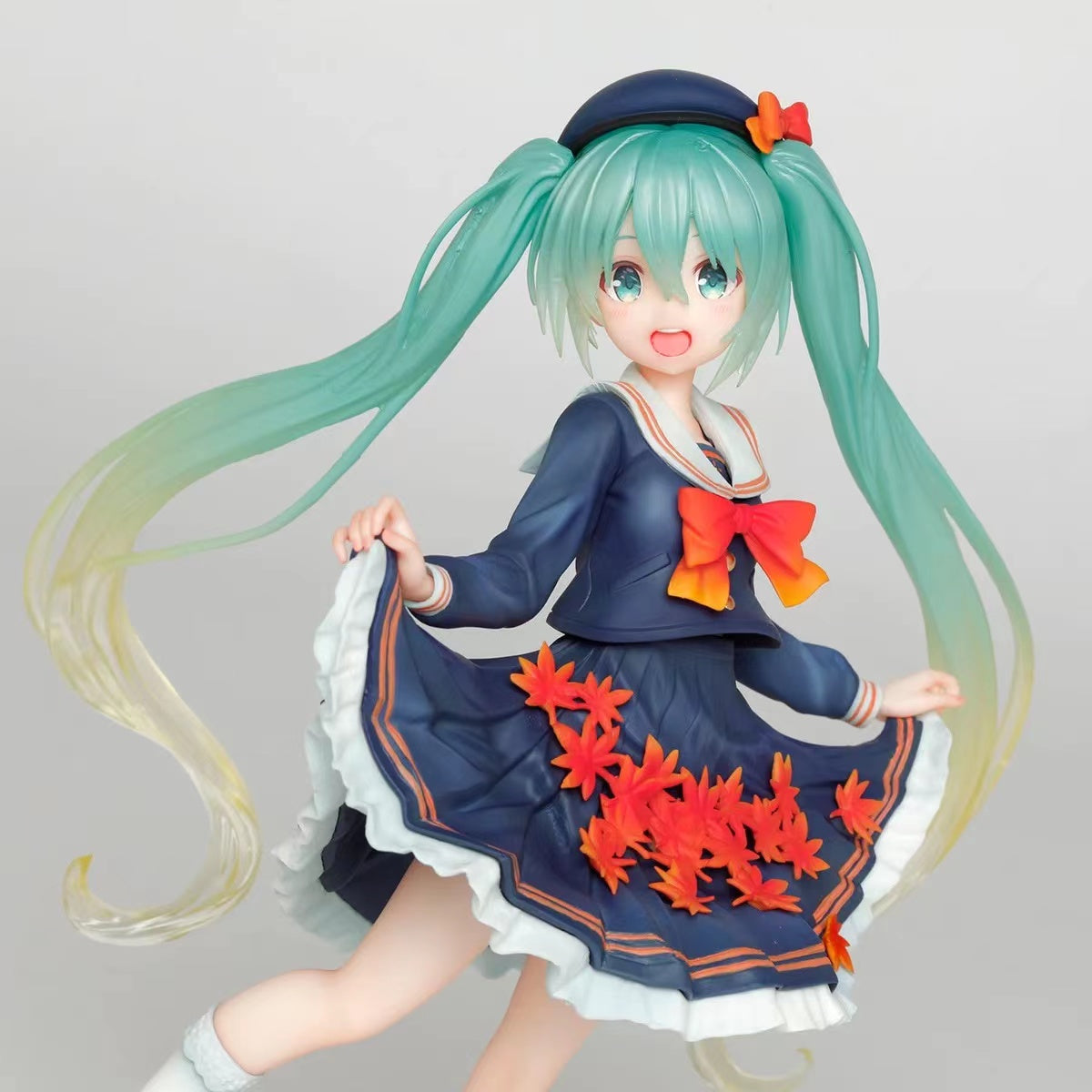 Taito 7" Hatsune Miku 3rd Season Autumn Version Figure